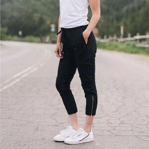 ZYIA Active Everywhere Zipper Jogger XS